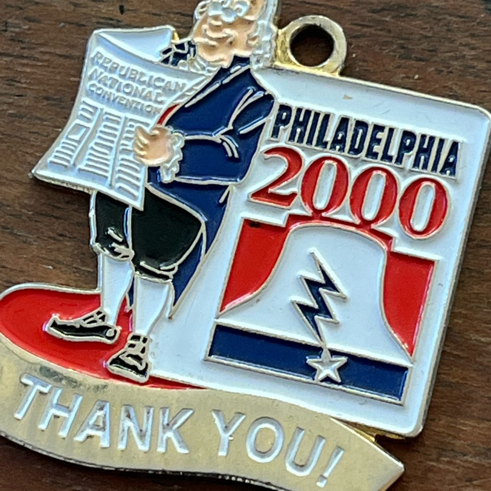 Vintage 2000 Republican National Convention Keychain/Pendant, Philadelphia